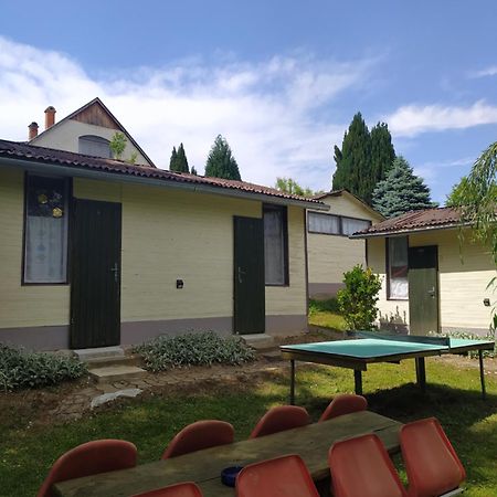 Rempin - Rantin Egyebszallas Hotell Bázakerettye Exteriör bild